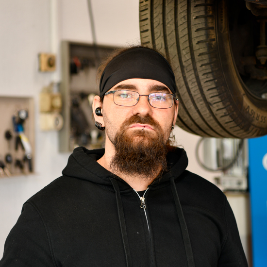 Anthony Guil — Tôlier en carrosserie, Carrosserie Atlas SA